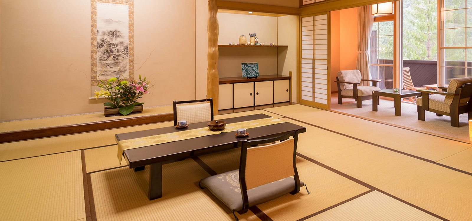 Spacious and comfortable Japanese-style rooms.